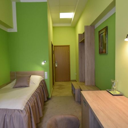 Apartments And Rooms Kod Eli 拉夫纳格拉 外观 照片